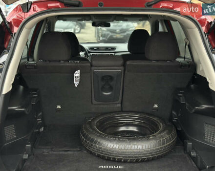 Красный Ниссан Rogue, объемом двигателя 2.5 л и пробегом 153 тыс. км за 12900 $, фото 11 на Automoto.ua