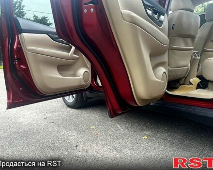 Красный Ниссан Rogue, объемом двигателя 2.5 л и пробегом 163 тыс. км за 12900 $, фото 3 на Automoto.ua