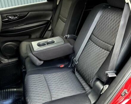 Красный Ниссан Rogue, объемом двигателя 2.49 л и пробегом 131 тыс. км за 13900 $, фото 17 на Automoto.ua