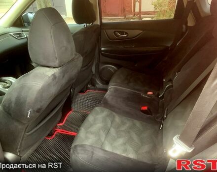 Красный Ниссан Rogue, объемом двигателя 2.5 л и пробегом 183 тыс. км за 10500 $, фото 4 на Automoto.ua