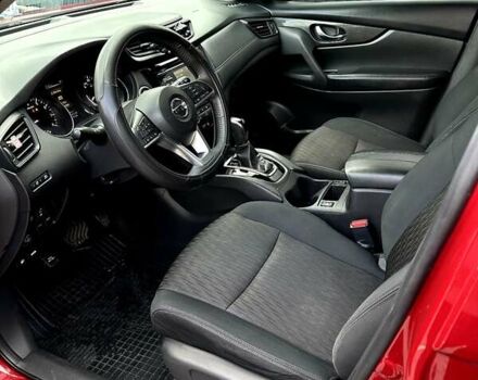 Красный Ниссан Rogue, объемом двигателя 2.49 л и пробегом 131 тыс. км за 13900 $, фото 13 на Automoto.ua