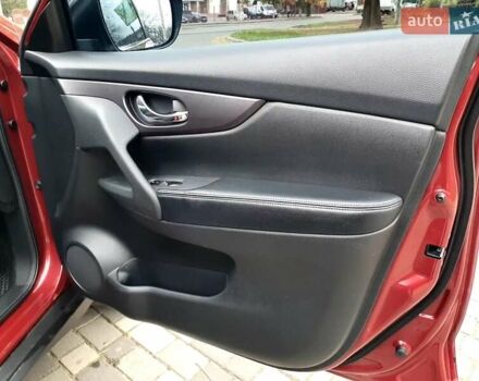 Красный Ниссан Rogue, объемом двигателя 2.49 л и пробегом 184 тыс. км за 12000 $, фото 14 на Automoto.ua