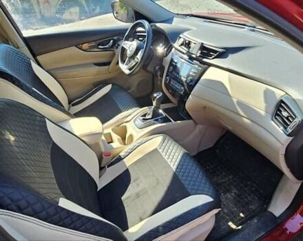 Красный Ниссан Rogue, объемом двигателя 2.49 л и пробегом 73 тыс. км за 15500 $, фото 2 на Automoto.ua