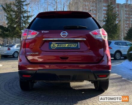 Красный Ниссан Rogue, объемом двигателя 2.5 л и пробегом 140 тыс. км за 12999 $, фото 5 на Automoto.ua