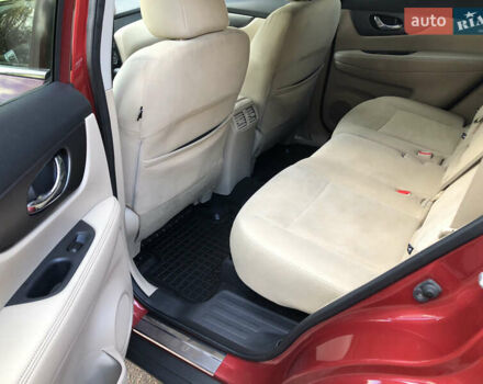 Красный Ниссан Rogue, объемом двигателя 2.49 л и пробегом 115 тыс. км за 12850 $, фото 11 на Automoto.ua