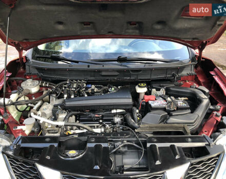 Красный Ниссан Rogue, объемом двигателя 2.49 л и пробегом 115 тыс. км за 12850 $, фото 15 на Automoto.ua