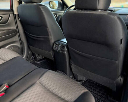 Червоний Ніссан Rogue, об'ємом двигуна 2.5 л та пробігом 140 тис. км за 12599 $, фото 15 на Automoto.ua