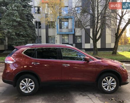 Красный Ниссан Rogue, объемом двигателя 2.49 л и пробегом 115 тыс. км за 12850 $, фото 3 на Automoto.ua