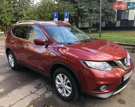 Красный Ниссан Rogue, объемом двигателя 2.49 л и пробегом 115 тыс. км за 12850 $, фото 2 на Automoto.ua