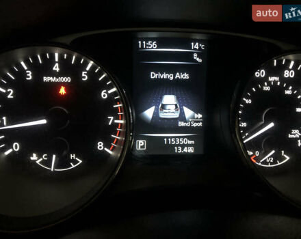 Красный Ниссан Rogue, объемом двигателя 2.49 л и пробегом 115 тыс. км за 12850 $, фото 16 на Automoto.ua