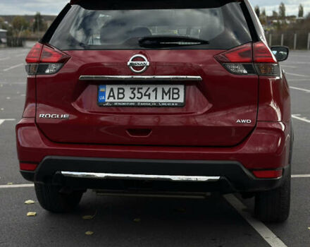Красный Ниссан Rogue, объемом двигателя 2.49 л и пробегом 178 тыс. км за 13000 $, фото 5 на Automoto.ua
