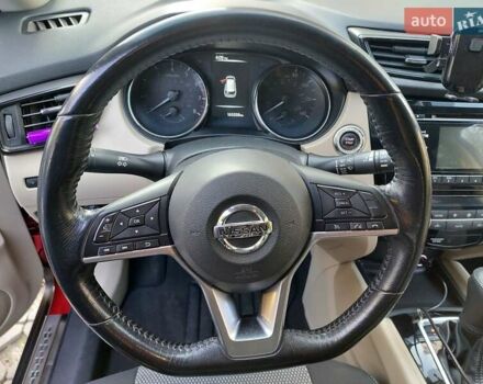 Красный Ниссан Rogue, объемом двигателя 2.49 л и пробегом 163 тыс. км за 13600 $, фото 12 на Automoto.ua