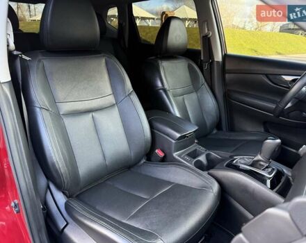 Красный Ниссан Rogue, объемом двигателя 2.5 л и пробегом 170 тыс. км за 13999 $, фото 19 на Automoto.ua