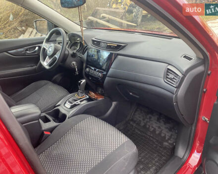 Красный Ниссан Rogue, объемом двигателя 2.49 л и пробегом 76 тыс. км за 14500 $, фото 18 на Automoto.ua