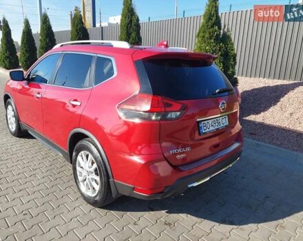 Красный Ниссан Rogue, объемом двигателя 2.5 л и пробегом 163 тыс. км за 13900 $, фото 3 на Automoto.ua