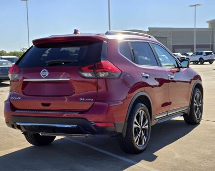 Красный Ниссан Rogue, объемом двигателя 2.5 л и пробегом 60 тыс. км за 9000 $, фото 3 на Automoto.ua