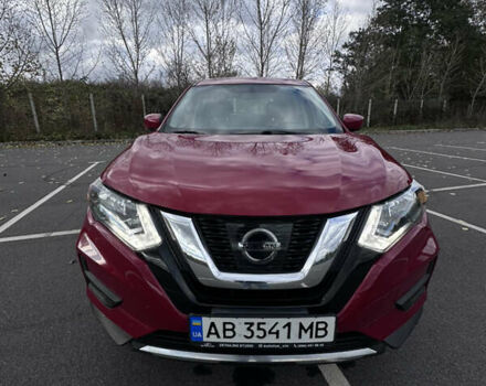 Красный Ниссан Rogue, объемом двигателя 2.49 л и пробегом 178 тыс. км за 13000 $, фото 2 на Automoto.ua