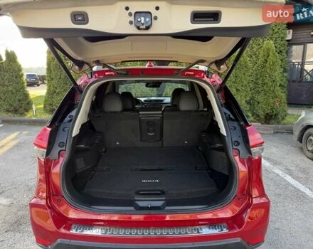 Красный Ниссан Rogue, объемом двигателя 2.5 л и пробегом 170 тыс. км за 13999 $, фото 16 на Automoto.ua