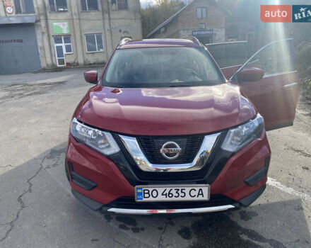 Красный Ниссан Rogue, объемом двигателя 2.49 л и пробегом 76 тыс. км за 14500 $, фото 5 на Automoto.ua