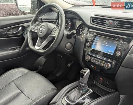 Красный Ниссан Rogue, объемом двигателя 2.5 л и пробегом 58 тыс. км за 13950 $, фото 56 на Automoto.ua