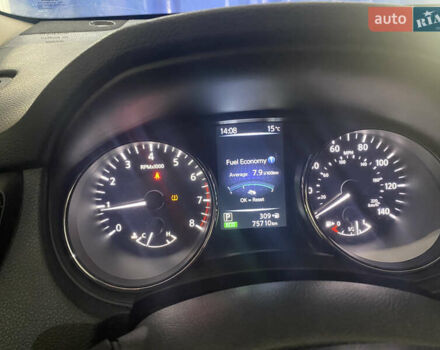 Красный Ниссан Rogue, объемом двигателя 2.49 л и пробегом 76 тыс. км за 14500 $, фото 25 на Automoto.ua