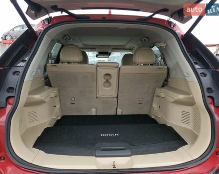 Красный Ниссан Rogue, объемом двигателя 2.49 л и пробегом 97 тыс. км за 17500 $, фото 2 на Automoto.ua