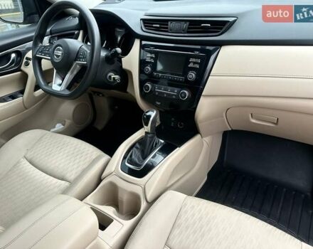 Красный Ниссан Rogue, объемом двигателя 2.5 л и пробегом 219 тыс. км за 10799 $, фото 18 на Automoto.ua