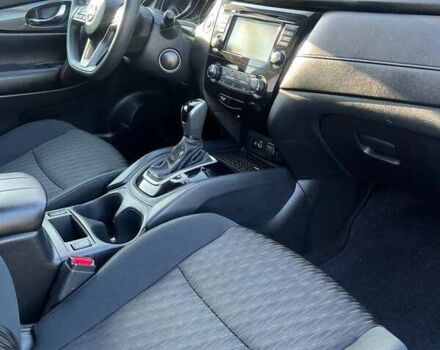 Красный Ниссан Rogue, объемом двигателя 2.5 л и пробегом 110 тыс. км за 14500 $, фото 15 на Automoto.ua