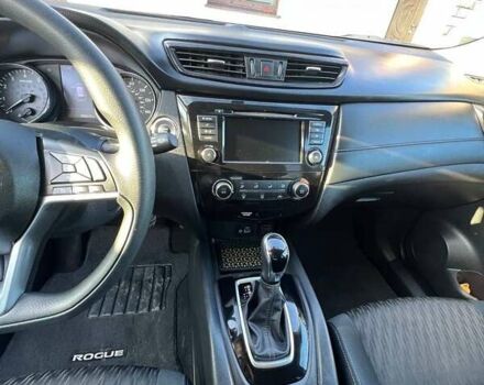 Красный Ниссан Rogue, объемом двигателя 2.5 л и пробегом 110 тыс. км за 14500 $, фото 10 на Automoto.ua