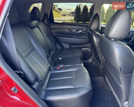 Красный Ниссан Rogue, объемом двигателя 2.5 л и пробегом 170 тыс. км за 13999 $, фото 17 на Automoto.ua