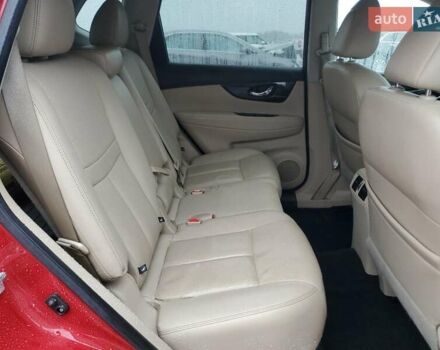 Красный Ниссан Rogue, объемом двигателя 2.49 л и пробегом 130 тыс. км за 2300 $, фото 10 на Automoto.ua