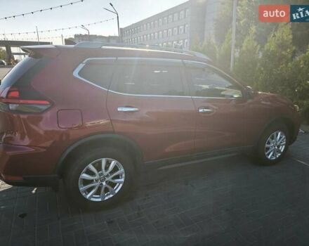 Красный Ниссан Rogue, объемом двигателя 2.49 л и пробегом 59 тыс. км за 17800 $, фото 7 на Automoto.ua