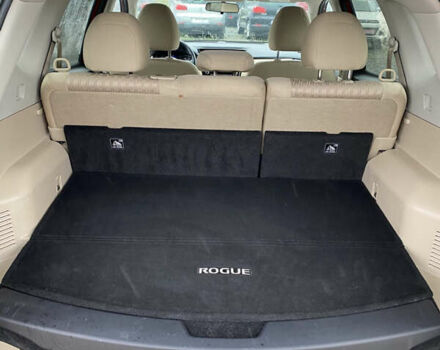 Красный Ниссан Rogue, объемом двигателя 2 л и пробегом 174 тыс. км за 15899 $, фото 16 на Automoto.ua