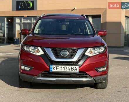Красный Ниссан Rogue, объемом двигателя 2.49 л и пробегом 150 тыс. км за 15900 $, фото 2 на Automoto.ua