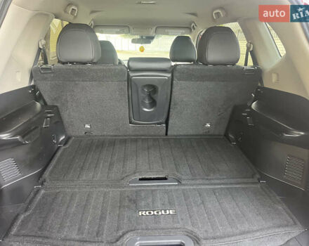 Красный Ниссан Rogue, объемом двигателя 2.5 л и пробегом 132 тыс. км за 16900 $, фото 26 на Automoto.ua