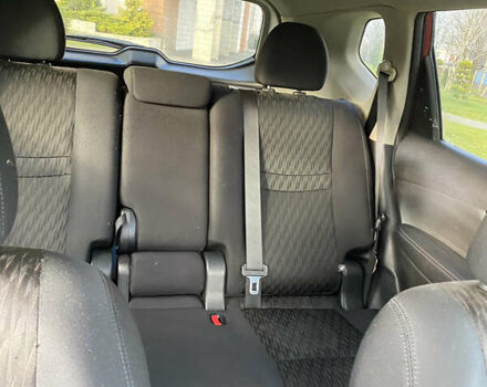Красный Ниссан Rogue, объемом двигателя 2.5 л и пробегом 210 тыс. км за 11500 $, фото 13 на Automoto.ua