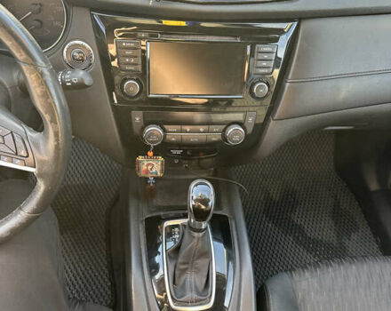 Червоний Ніссан Rogue, об'ємом двигуна 2.49 л та пробігом 183 тис. км за 17199 $, фото 11 на Automoto.ua