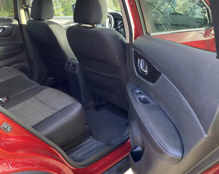 Красный Ниссан Rogue, объемом двигателя 2.5 л и пробегом 210 тыс. км за 11500 $, фото 9 на Automoto.ua