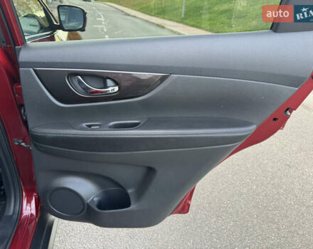 Красный Ниссан Rogue, объемом двигателя 2.5 л и пробегом 85 тыс. км за 16999 $, фото 18 на Automoto.ua