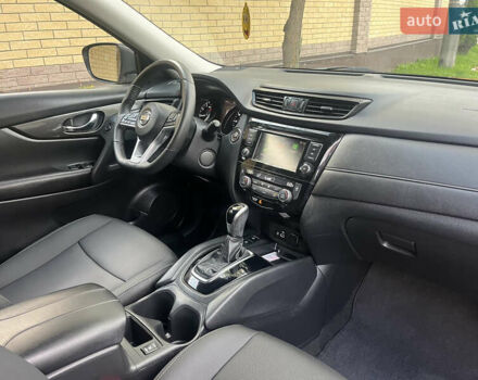 Красный Ниссан Rogue, объемом двигателя 2.5 л и пробегом 132 тыс. км за 16900 $, фото 19 на Automoto.ua