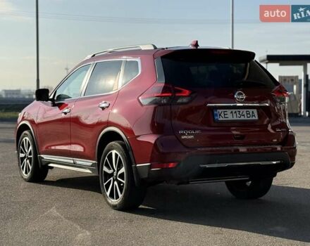 Красный Ниссан Rogue, объемом двигателя 2.49 л и пробегом 150 тыс. км за 15900 $, фото 9 на Automoto.ua