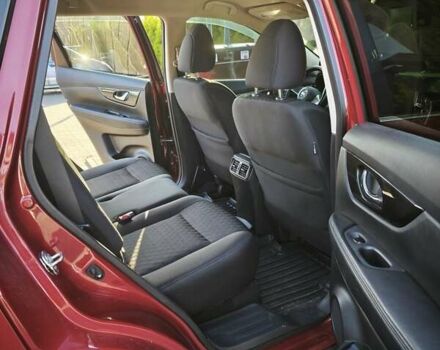 Красный Ниссан Rogue, объемом двигателя 2.49 л и пробегом 59 тыс. км за 17800 $, фото 9 на Automoto.ua