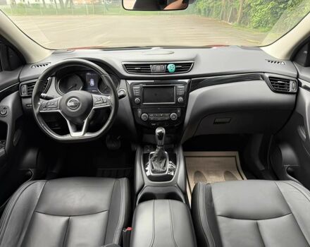 Червоний Ніссан Rogue, об'ємом двигуна 2 л та пробігом 60 тис. км за 6100 $, фото 9 на Automoto.ua