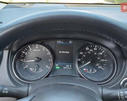 Красный Ниссан Rogue, объемом двигателя 2.49 л и пробегом 137 тыс. км за 17200 $, фото 14 на Automoto.ua