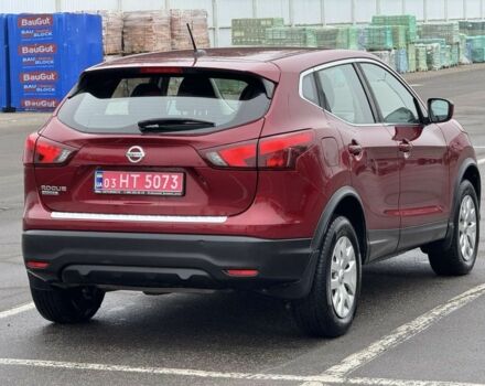 Червоний Ніссан Rogue, об'ємом двигуна 2 л та пробігом 140 тис. км за 13799 $, фото 4 на Automoto.ua