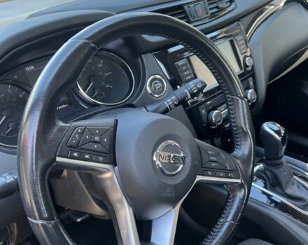 Красный Ниссан Rogue, объемом двигателя 2 л и пробегом 73 тыс. км за 14700 $, фото 5 на Automoto.ua