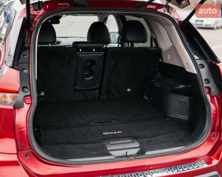 Красный Ниссан Rogue, объемом двигателя 2.49 л и пробегом 132 тыс. км за 16500 $, фото 25 на Automoto.ua