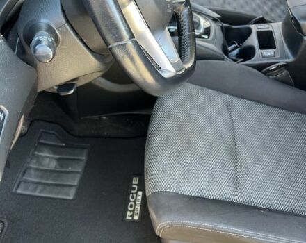 Красный Ниссан Rogue, объемом двигателя 2 л и пробегом 73 тыс. км за 14700 $, фото 13 на Automoto.ua