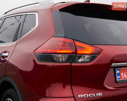 Красный Ниссан Rogue, объемом двигателя 2.49 л и пробегом 132 тыс. км за 16500 $, фото 8 на Automoto.ua