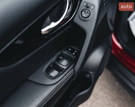 Красный Ниссан Rogue, объемом двигателя 2.49 л и пробегом 132 тыс. км за 16500 $, фото 32 на Automoto.ua